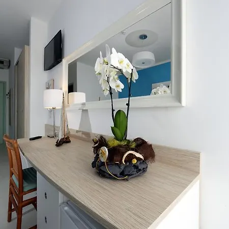 Hiki 3 Superior Hotel